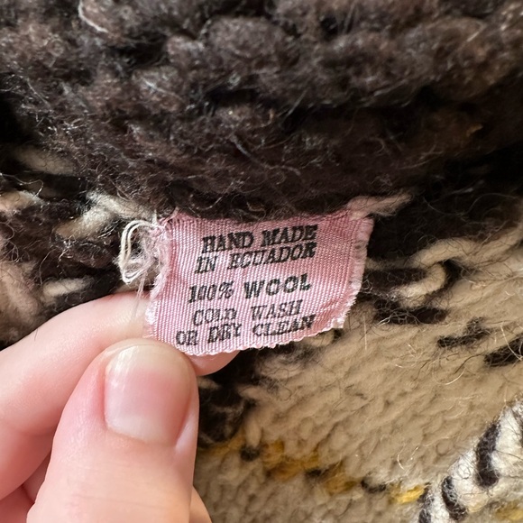 Vintage Ecuador Handmade Wool Sweater with Drawstring, Hood & Pockets 🇪🇨🐏 - Picture 3 of 5